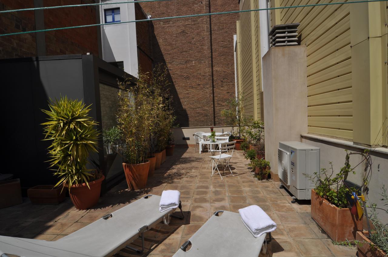 Rentbcn Gracia Deluxe Apartment Barcelona Exterior photo