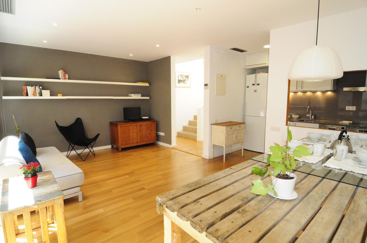 Rentbcn Gracia Deluxe Apartment Barcelona Exterior photo